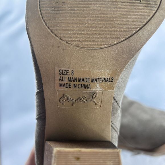 Qupid Taupe Faux Suede Booties with Heel size 8 - Picture 7 of 8